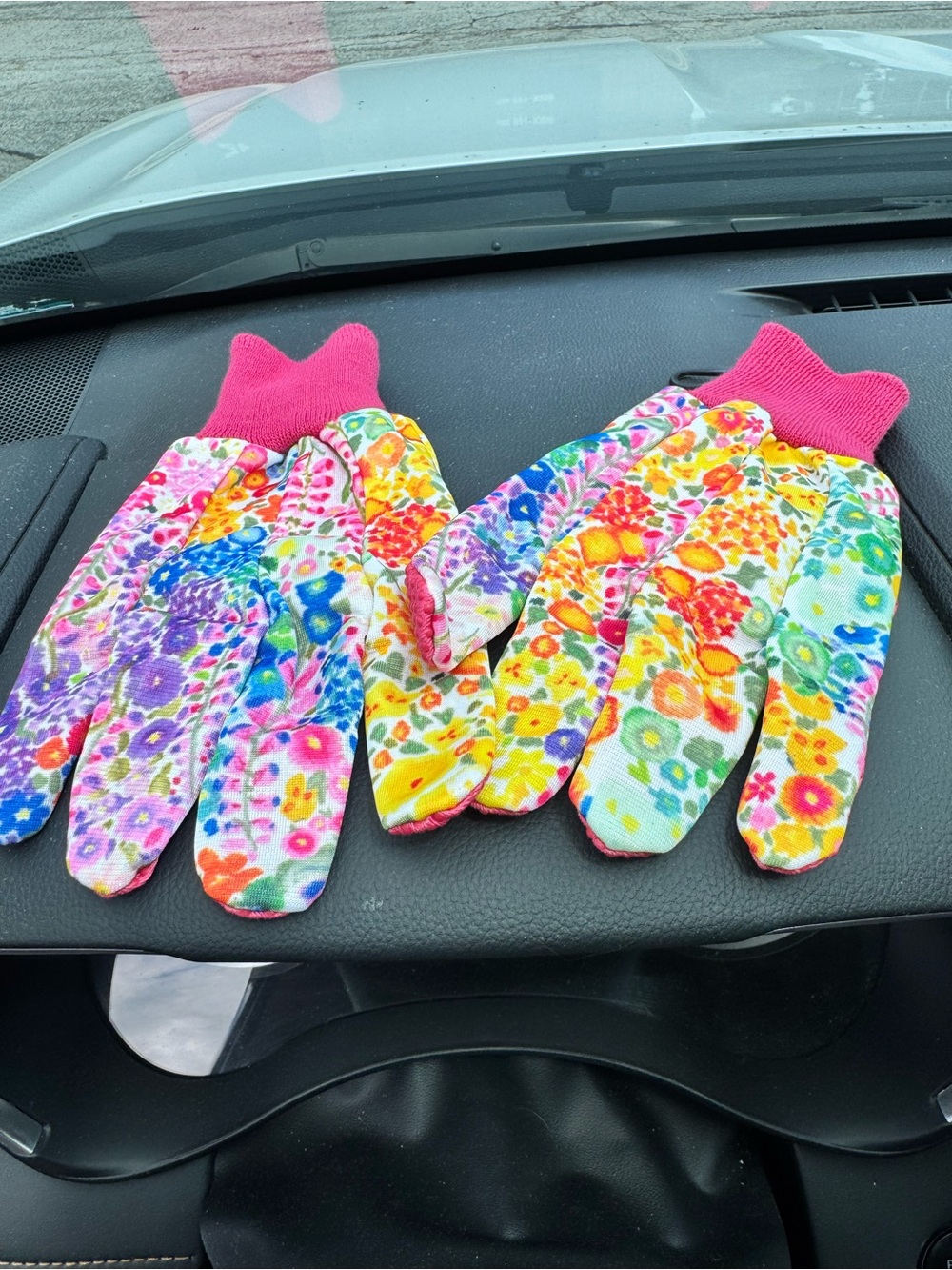 NWT Kurt Geiger Gardening Gloves